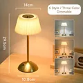 Goldene wiederaufladbare Retro-LED-Tischlampe mit Faltenlampenschirm und 3 Lichtfarben - Plissierter Rockstil K (3-Farben-Dimmung) / Touch-Schalter / Gold