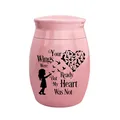 Detailansicht der rosa Gedenkurne mit herzförmiger Vogelsilhouette und englischem Text - Herz & Vögel Inschrift (Rosa 1) / Rosa