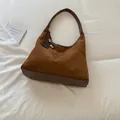 Kreative braune Schultertasche aus Wildlederimitat im koreanischen Retro-Stil - Einzelne Tasche / Braun