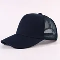 Gorra clásica tipo trucker de malla azul marino con frente de espuma para logotipos - Diseño de cinco piezas / Azul marino