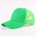 Gorra de camionero verde brillante con malla transpirable trasera y visera curva clásica - Diseño de cinco piezas / Verde Fluorescente