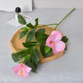 Realistischer künstlicher rosa Hibiskuszweig mit grünen Blättern für elegante Hochzeitsdeko - Rosa