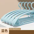 Blue wide-shoulder non-slip plastic clothes hanger for seamless drying - Wide Shoulder Seamless Style / 1 Piece / Blue