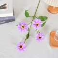 Realistischer Stiel mit künstlichen lila Gänseblümchen für elegante Hochzeitsdeko - 4-Kopf Sonnenblume / Flieder