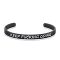 Bracelet jonc noir en acier inoxydable avec gravure 'Keep Fucking Going' style punk - Gravure Extérieure (B849) / Noir