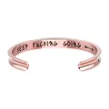 Bracelet jonc en acier titane or rose avec gravure Keep Fucking Going et flèche - Rainure à Arc Or Rose (B829) / Or rose