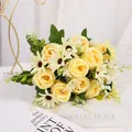 Eleganter künstlicher Strauß aus gelben Rosen und weißen Gänseblümchen - Gelb