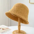 Hand-woven breathable straw sun hat in khaki for beach and outdoor use - M (56-58cm) / Hollow Crochet Style (5634) / Khaki