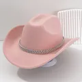 Klassischer rosa Filzhut im Western-Cowboy-Stil mit einem funkelnden, gewebten Strassband - M (56-58cm) / Lotosrosa