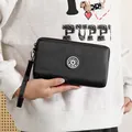 Κομψό μαύρο μεγάλο πορτοφόλι και τσάντα clutch με λουράκι καρπού για γυναίκες λεπτομέρεια - Μαύρο