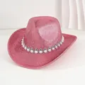 Sombrero de vaquero rosa con perlas y adornos plateados de lágrima en la banda - M (56-58cm) / Rosa