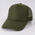 Gedetailleerd overzicht van de ademende olijfgroene foam trucker mesh baseballpet - M (56-58cm) / Legergroen
