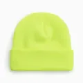 Gros plan d'un bonnet en tricot jaune néon vibrant avec un bord replié classique. - Style Tricoté à Bord Replié / Jaune Fluorescent