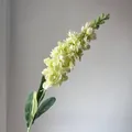 Enkele tak van kunstmatige lichtgroene ridderspoor zijden bloem voor bruiloft - Groen
