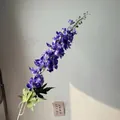Elegante rama de flores de delphinium púrpura artificial para bodas y decoración - Azul púrpura