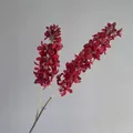 Vista dettagliata dei rami di fiori di giacinto artificiale rosso vivo con stami - Rosso