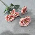 Realistische künstliche Rose mit 5 Köpfen in Zartrosa für Hochzeit und Deko - 5-Kopf-Packung / Fleischrosa
