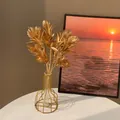 Élégantes fleurs artificielles dorées dans un vase à armature avec coucher de soleil - Fleur de Pincushion Dorée avec Vase et Base (Style 37)