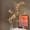 Elegante ramo di felce artificiale dorata per composizioni floreali festive e decorazioni - Foglia di Felce Dorata (Stile 2)