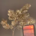 Branches de feuillage artificiel doré décoratives pour le Nouvel An, fini métallisé - Feuille de Plume Dorée (Style 6)