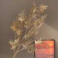 Élégante branche de cèdre artificielle dorée pour arrangements floraux du Nouvel An - Branche de cèdre dorée (N° 13)
