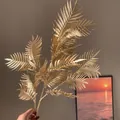 Branche de palmier artificielle dorée pour les décorations florales festives du Nouvel An - Grande feuille de fougère dorée (N° 15)