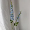 Élégant delphinium artificiel bleu à deux tiges pour mariage et décoration intérieure - Bleu