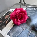 Einzelne fuchsiafarbene künstliche Rose für Heim und Hochzeit - Fuchsia