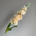 Elegante tallo de delphinium artificial crema con puntas verdes flocadas casa - Champaña