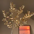 Branche d'eucalyptus artificielle dorée avec finition métallique pour décor floral - Branche d'Eucalyptus Dorée (Style 33)