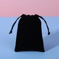 Petit pochon en velours noir à cordon pour bijoux et emballage cadeau - Noir