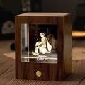 Aquarius Sternzeichen Kristall Nachtlicht in Premium-Holzrahmenbox als Geburtstagsgeschenk - Wassermann / Walnuss