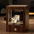 Warme hölzerne LED-Nachtlichtbox mit 3D-lasergraviertem Waage-Kristall-Ornament - Waage / Walnuss