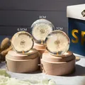 Löwenzahn Kristallkugel Spieluhr in den Größen 6,5 cm, 7 cm und 8 cm erhältlich - Große runde rotierende Spieluhr mit warmem Licht (Löwenzahn) / Mittlere Größe (7cm Durchmesser Kugel)