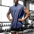 Dettaglio di una maglia sportiva blu senza maniche traspirante per palestra. - Taglia S / Top / Blu navy