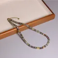 Elegante collana di perle in pietra naturale fatta a mano con catena regolabile dorata - Eliotropio