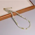 Collana di perle in acquamarina naturale con accenti dorati e catena regolabile - Prehnite