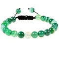 Detail van een verstelbare helende edelsteen armband met natuurlijke groene agaat kralen. - Groen Gestreepte Agaat