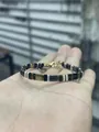 Elegante geometrische Tila-kralenarmband met zwarte, witte en gouden kleurblokken - Zwart Wit Goud Driekleurige Geometrische Stijl (12)