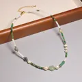 Elegant beaded necklace with green gemstones and white pearls in a gold-toned finish. - Heart Gemstone Artificial Pearl Style (XL0030) / Green/White