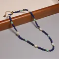 Vue détaillée d'un collier de perles vintage avec perles d'eau douce et perles bleues - Style Rétro Glace Bleue et Perle (XL0104)