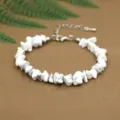 Natural irregular white howlite chip stone bracelet - Howlite