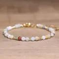 Handgemaakte boho armband met veelkleurige natuurstenen en gouden accent kralen - Gefacetteerde Kralen (Verstelbaar) / Amazoniet