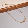 Élégant collier vintage en perles de verre colorées avec pierres naturelles pêche - Style perles dépolies rose-orange (XL0124)
