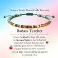 Handgemaakte verstelbare natuursteen Morsecode armband voor leraren met inspirerende tekst - Badass teacher african pine