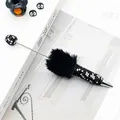 Luxe zwarte strass ballpoint pen met zachte imitatiebont pompon en glanzende kralen - Zwart (AB Zwart Vlies)