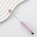 Eleganter lila Eingabestift, verziert mit glitzernden Kristallen und feinen weißen Perlen - 8-Perlmutt-Rosa-Lila