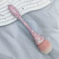 Make-up-Pinsel mit rosa und silbernen Strasssteinen und weichen Borsten - Rosa