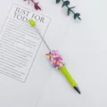 Bolígrafo de cuentas con adornos de corazones de colores para material escolar - Punta de bala de 1,0 mm / Amarillo Tierno (82)