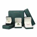 Elegantes dunkelgrünes PU-Leder-Schmuckschatullen-Set mit Goldakzenten für Ringe. - Anhängerbox / Dunkelgrün
